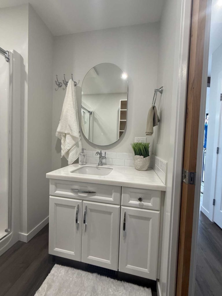 Kyllo Homes park model bathroom web